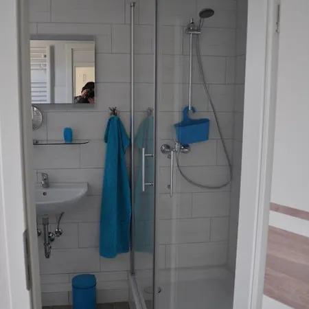 Haus Sauer Апартаменты Offenheim